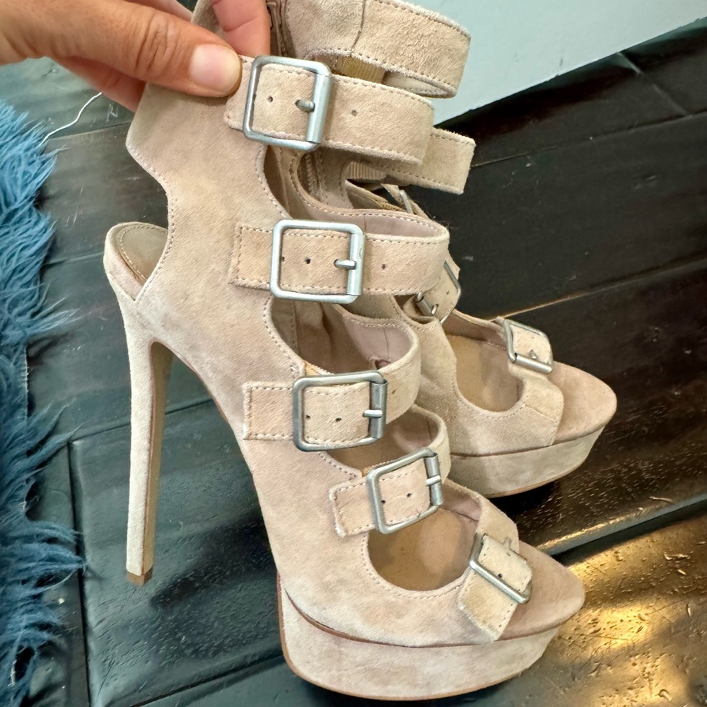 Steve Madden Taupe Suede “Robins” Platform Strappy Heels
